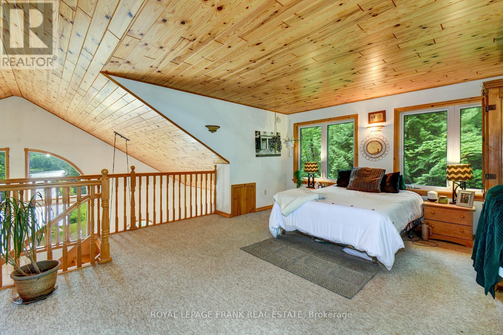 












1013 MERRICK DRIVE

,
Bracebridge (Oakley),




Ontario
P1L1X1

