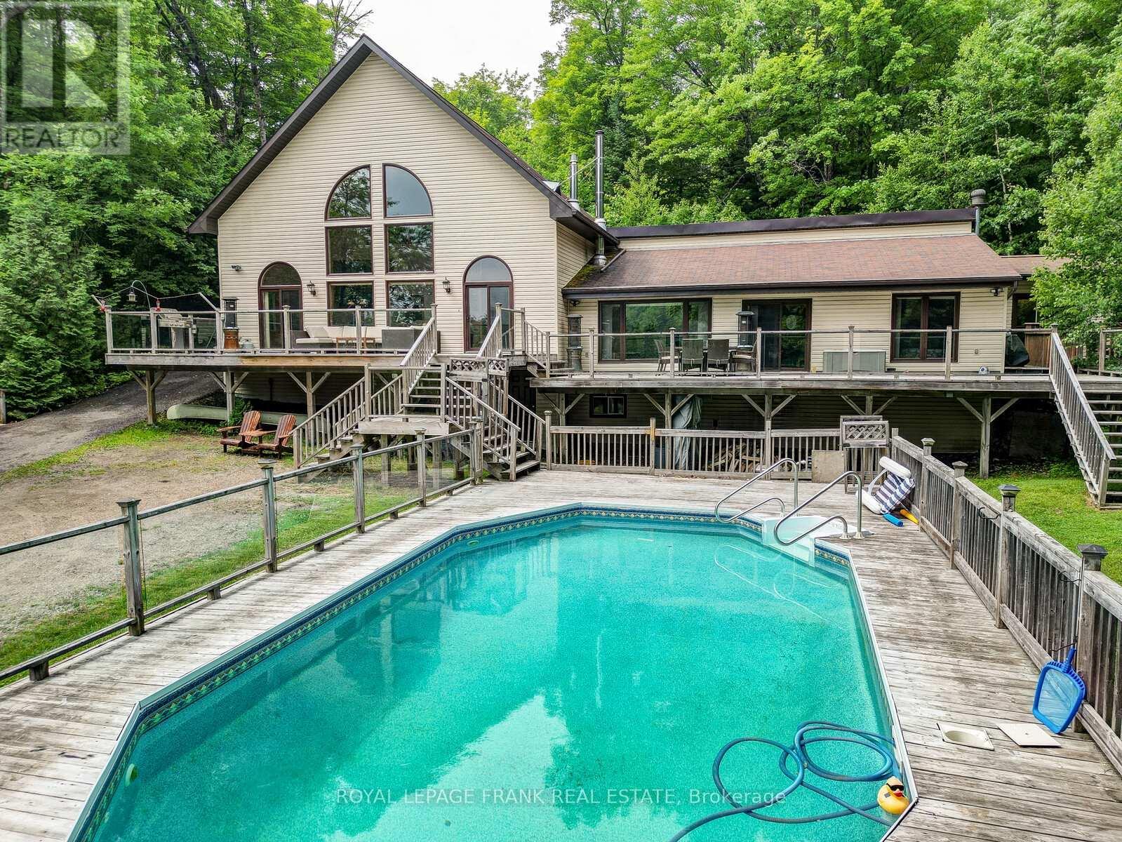 












1013 MERRICK DRIVE

,
Bracebridge (Oakley),




Ontario
P1L1X1


