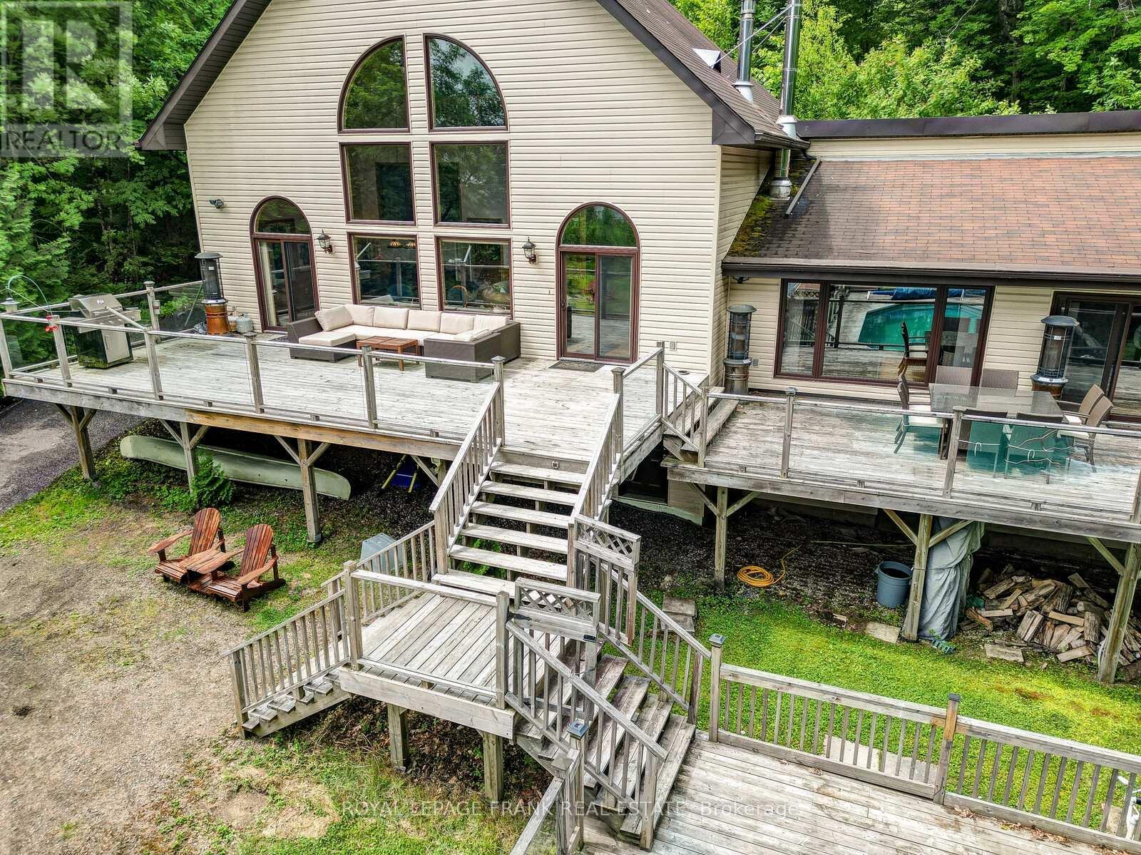 












1013 MERRICK DRIVE

,
Bracebridge (Oakley),




Ontario
P1L1X1

