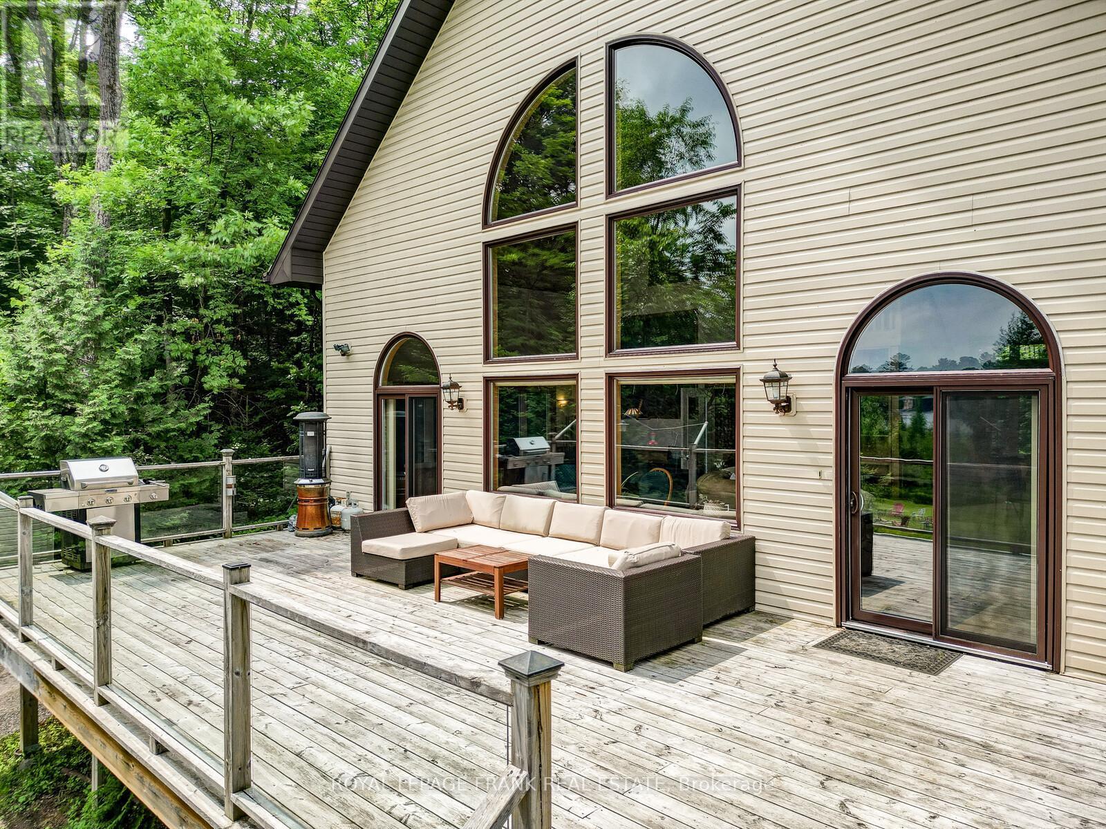 












1013 MERRICK DRIVE

,
Bracebridge (Oakley),




Ontario
P1L1X1


