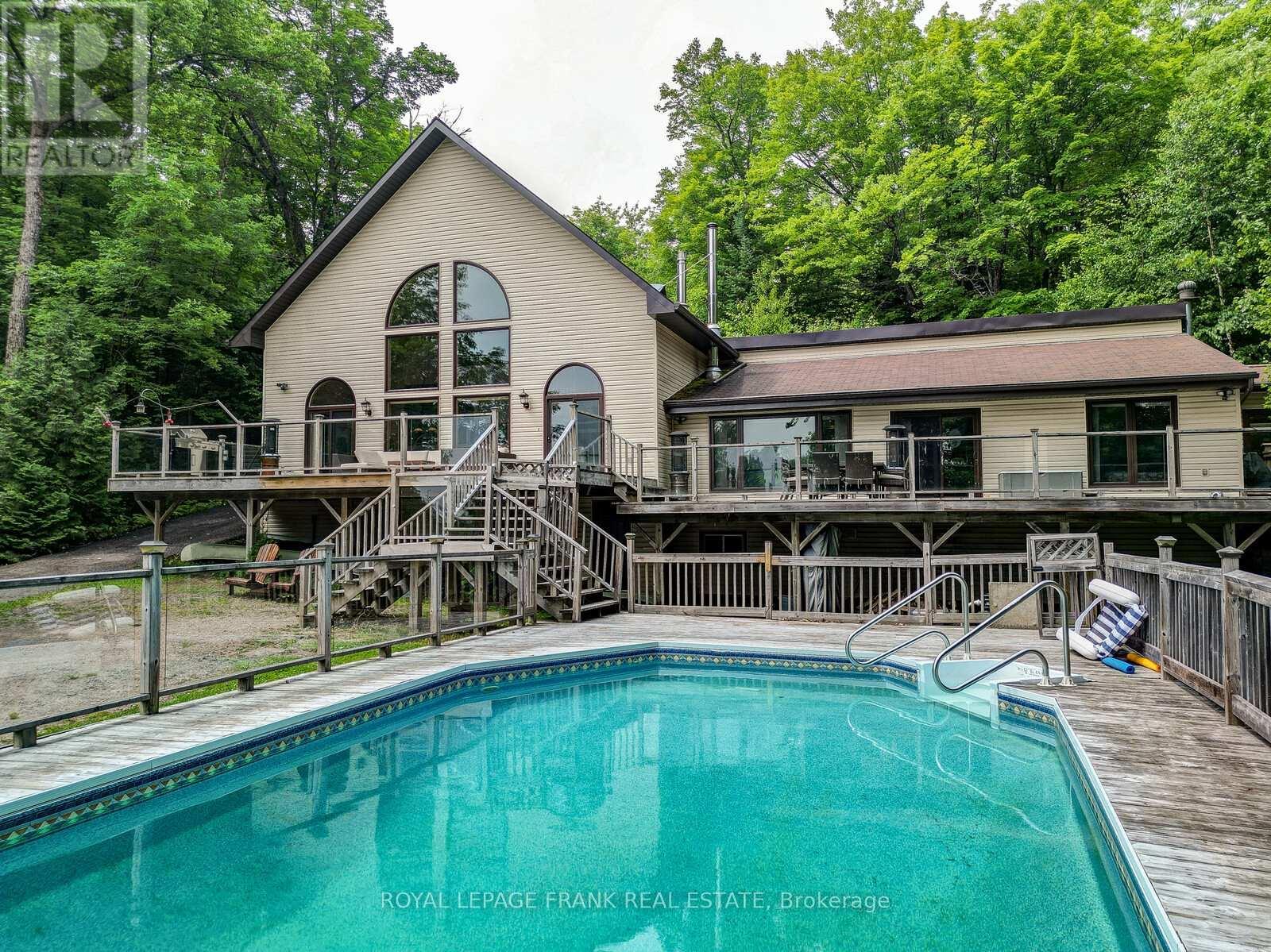 












1013 MERRICK DRIVE

,
Bracebridge (Oakley),




Ontario
P1L1X1

