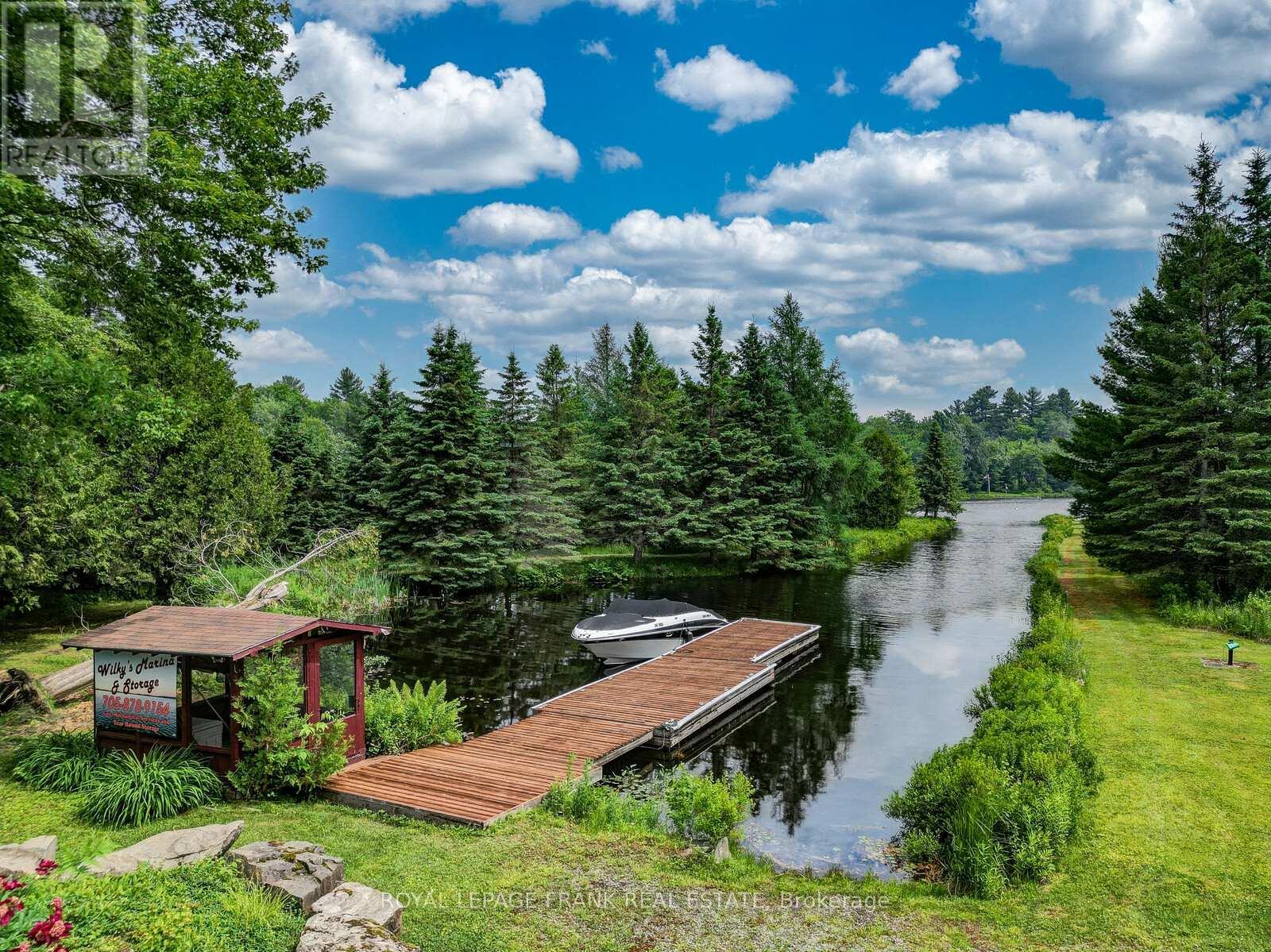 












1013 MERRICK DRIVE

,
Bracebridge (Oakley),




Ontario
P1L1X1

