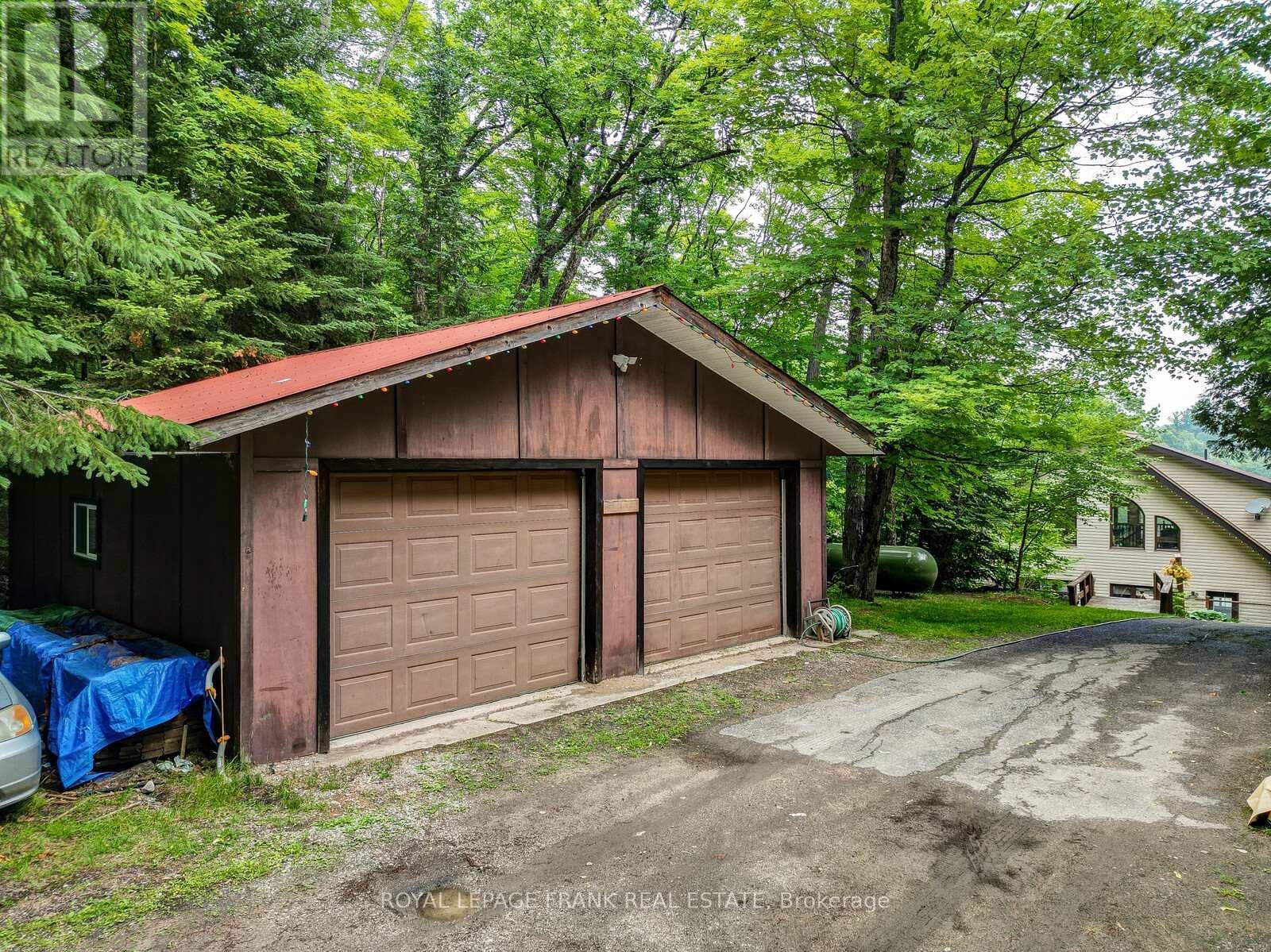 












1013 MERRICK DRIVE

,
Bracebridge (Oakley),




Ontario
P1L1X1

