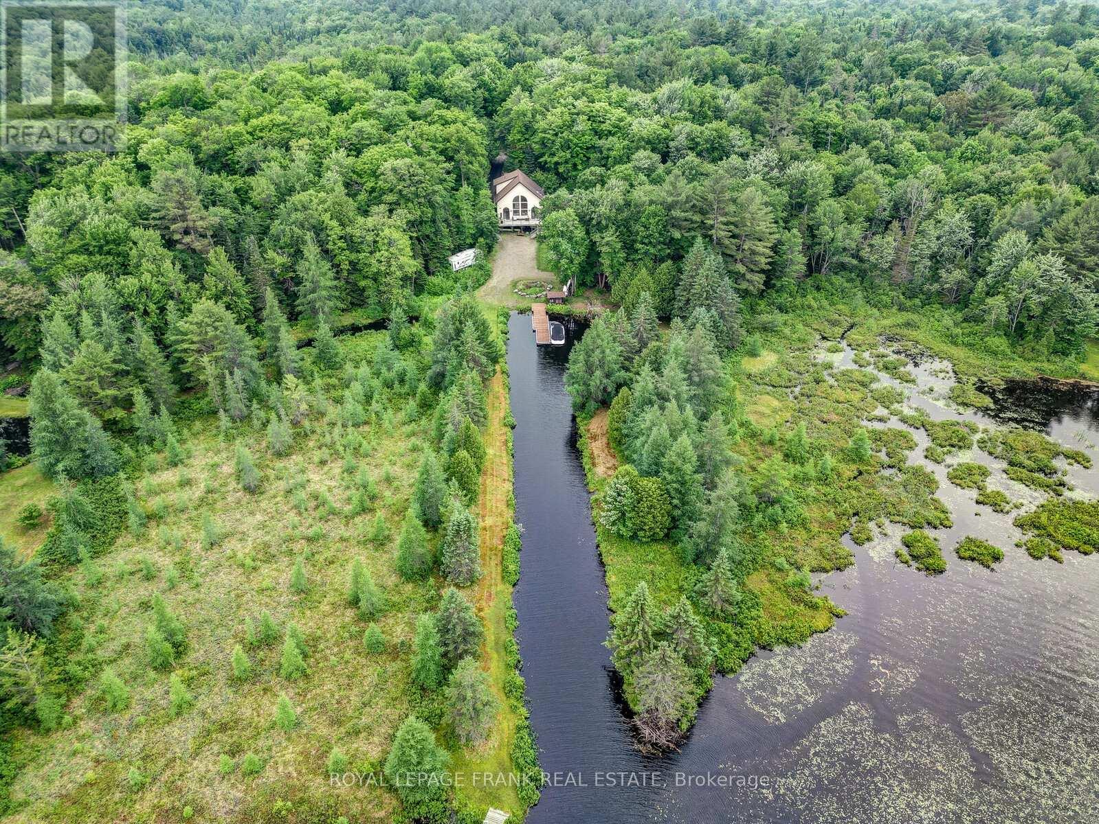 












1013 MERRICK DRIVE

,
Bracebridge (Oakley),




Ontario
P1L1X1

