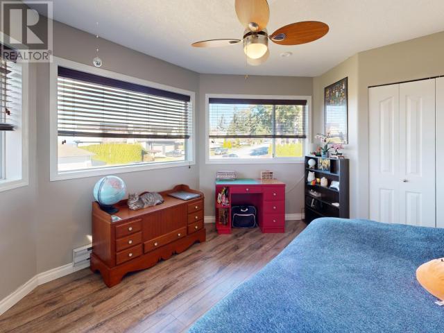 












3396 CARIBOO AVE

,
Powell River,




British Columbia
