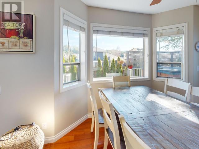 












3396 CARIBOO AVE

,
Powell River,




British Columbia
