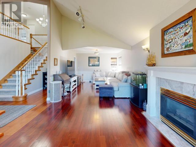 












3396 CARIBOO AVE

,
Powell River,




British Columbia
