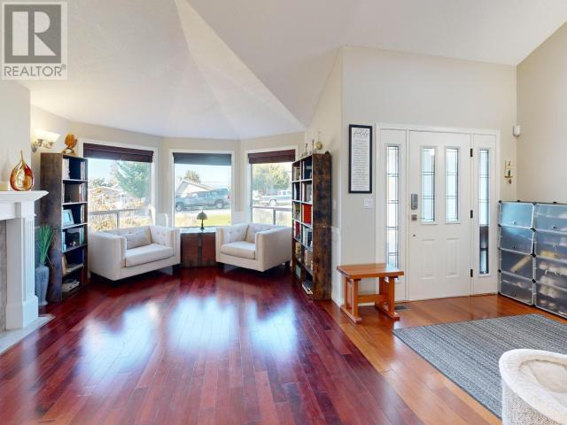












3396 CARIBOO AVE

,
Powell River,




British Columbia
