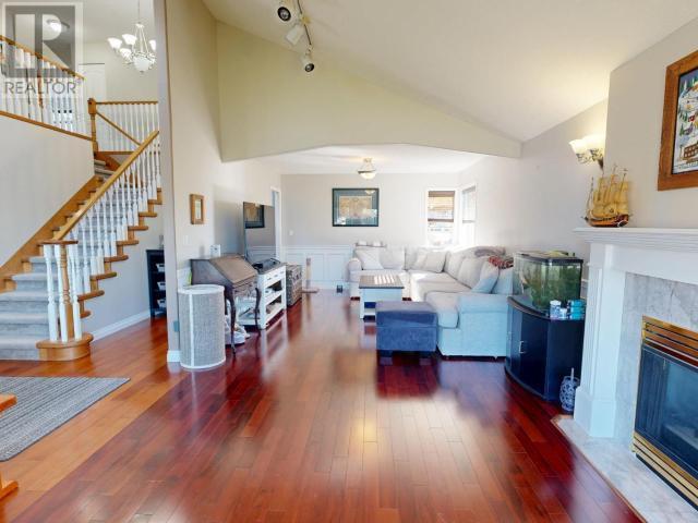 












3396 CARIBOO AVE

,
Powell River,




British Columbia
