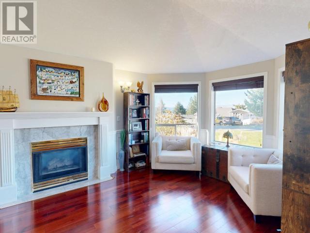












3396 CARIBOO AVE

,
Powell River,




British Columbia
