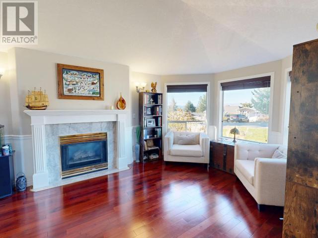 












3396 CARIBOO AVE

,
Powell River,




British Columbia
