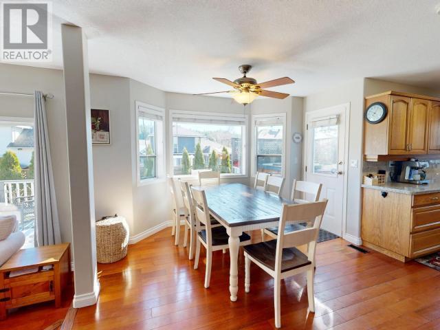 












3396 CARIBOO AVE

,
Powell River,




British Columbia
