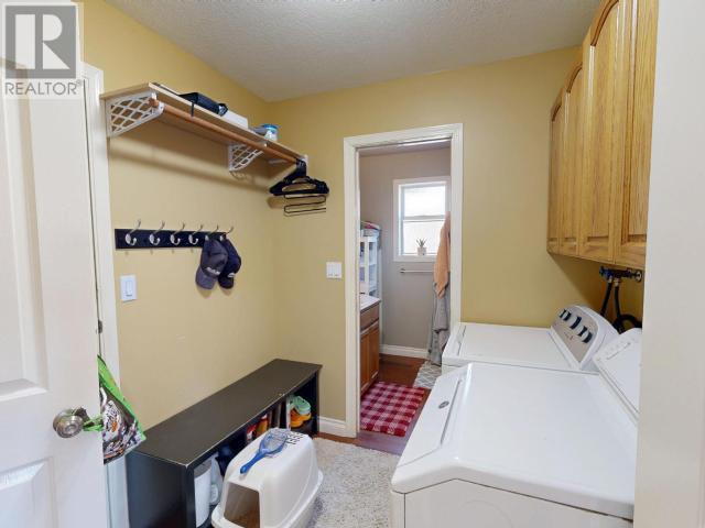 












3396 CARIBOO AVE

,
Powell River,




British Columbia
