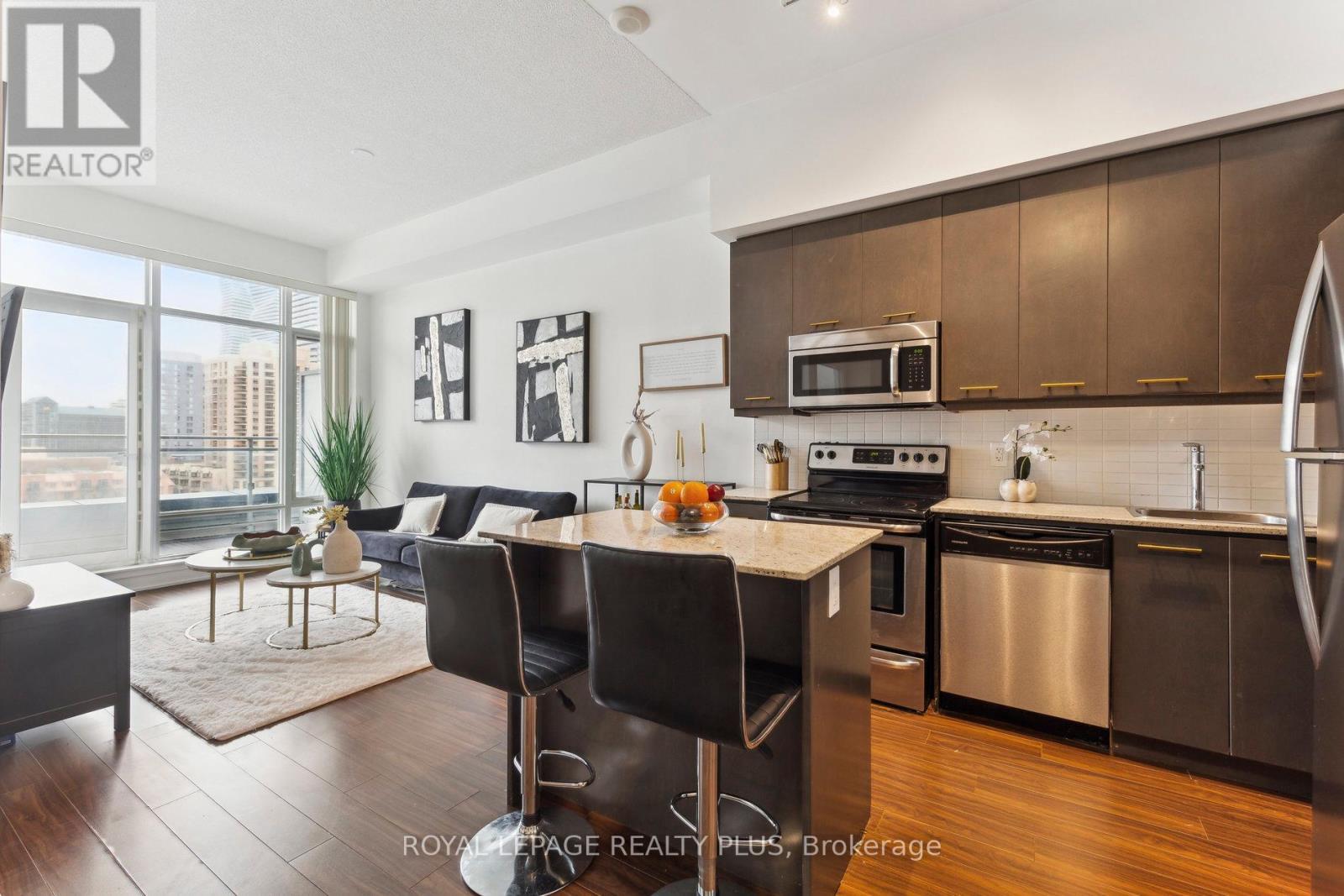 












603 - 365 PRINCE OF WALES DRIVE

,
Mississauga,




Ontario
L5B0G6

