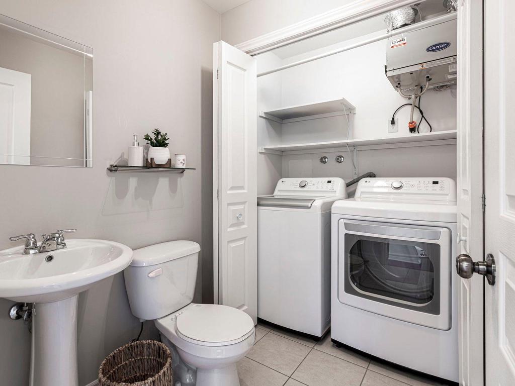 









698


Rue des Sureaux

, 4,
Boucherville,




QC
J4B0C7

