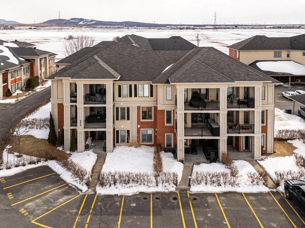 









698


Rue des Sureaux

, 4,
Boucherville,




QC
J4B0C7

