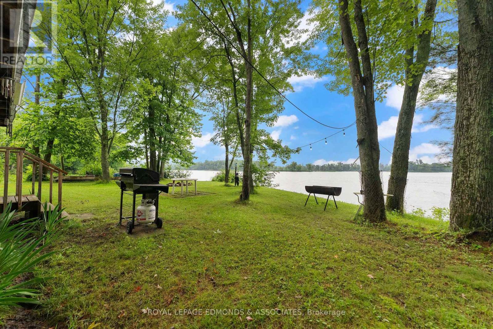












178 PURPLE FINCH TRAIL

,
Whitewater Region,




Ontario
K0J1C0

