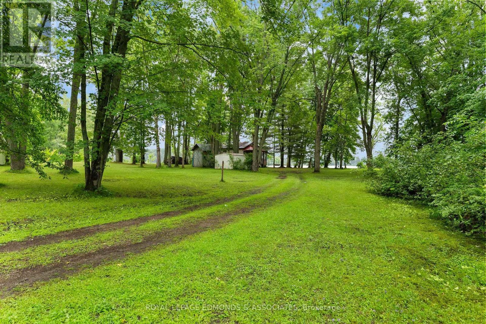 












178 PURPLE FINCH TRAIL

,
Whitewater Region,




Ontario
K0J1C0

