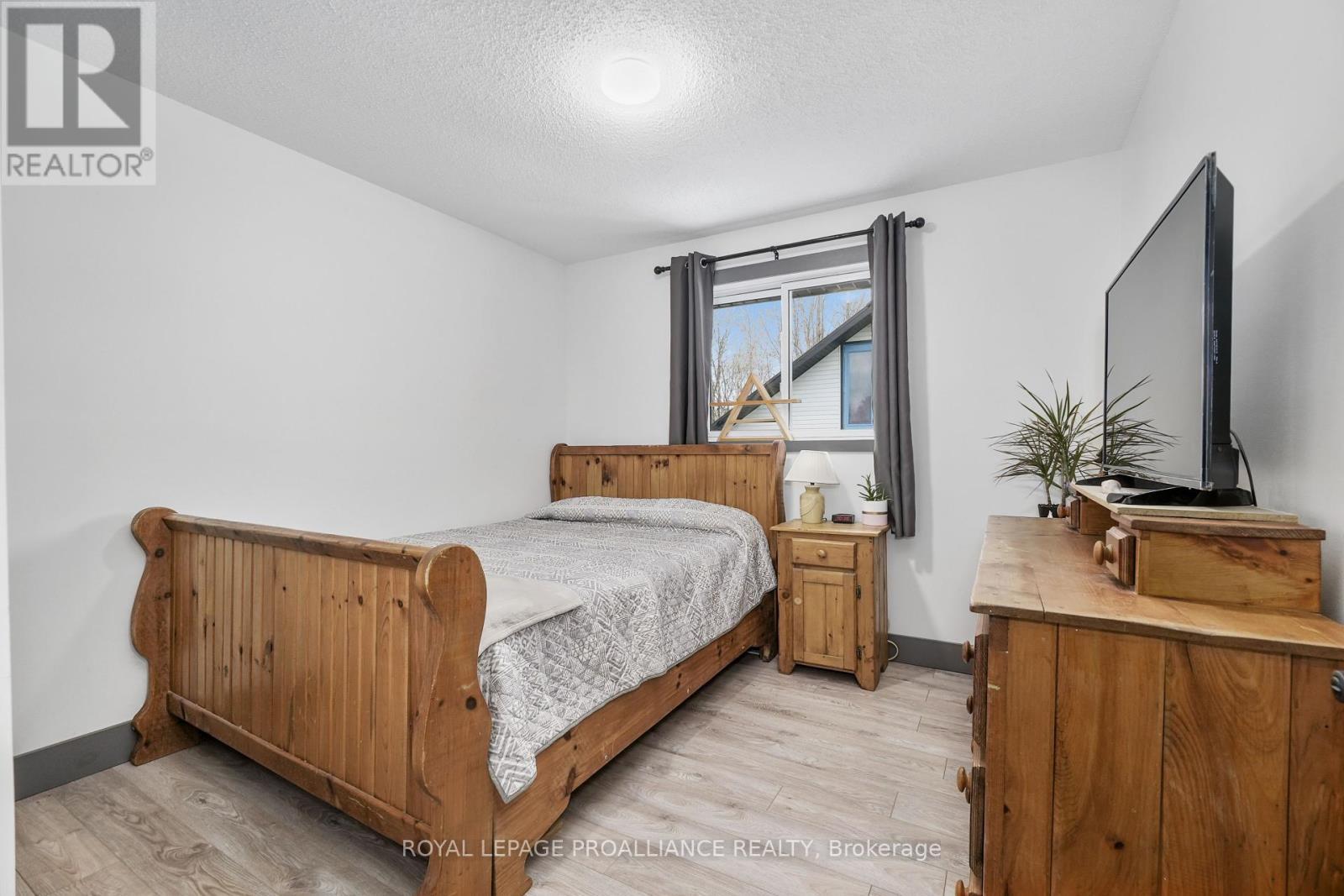 












22 BUTLER STREET W

,
Brighton,




Ontario
K0K1H0

