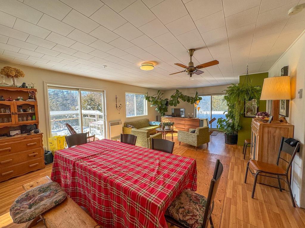 









76


Ch. de Harrington

,
Harrington,




QC
J8G2S8

