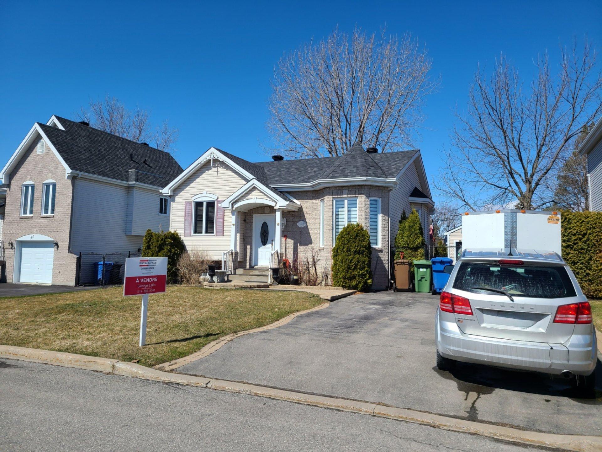 









109


Rue Marc-André-Fortier

,
Châteauguay,




QC
J6J6C1


