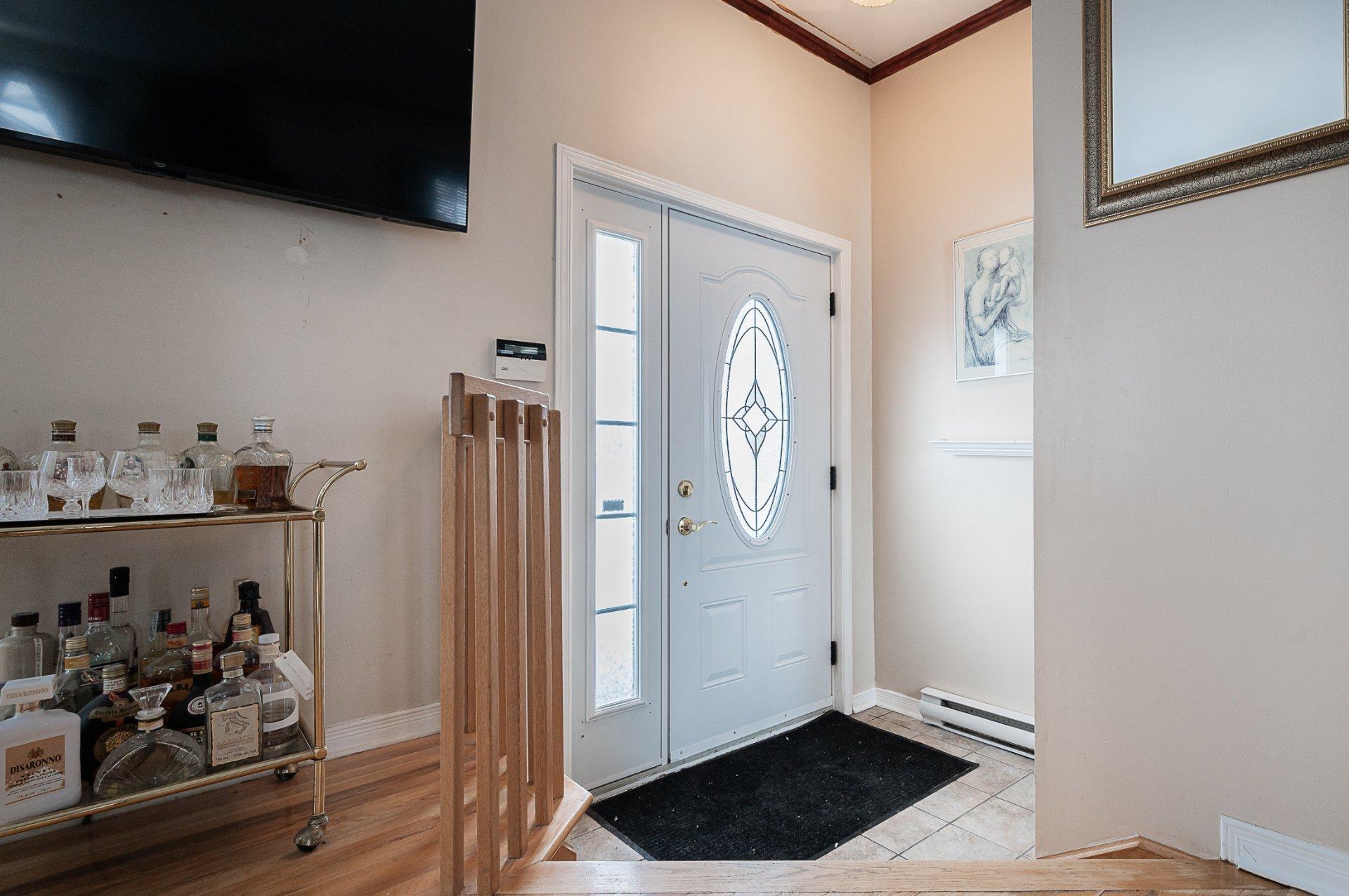 









109


Rue Marc-André-Fortier

,
Châteauguay,




QC
J6J6C1

