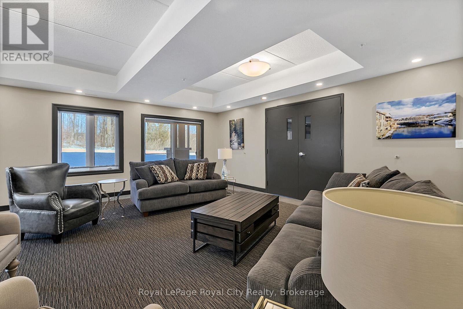 












204 - 23 STUMPF STREET

,
Centre Wellington (Elora/Salem),




Ontario
N0B1S0

