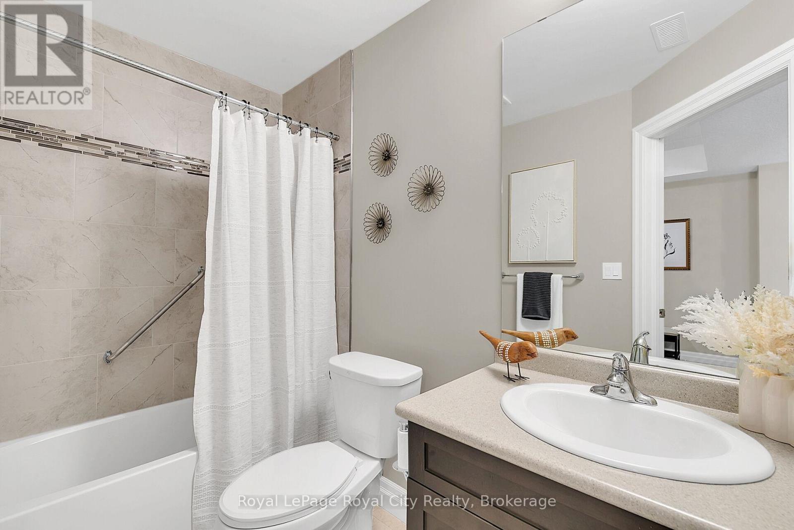 












204 - 23 STUMPF STREET

,
Centre Wellington (Elora/Salem),




Ontario
N0B1S0


