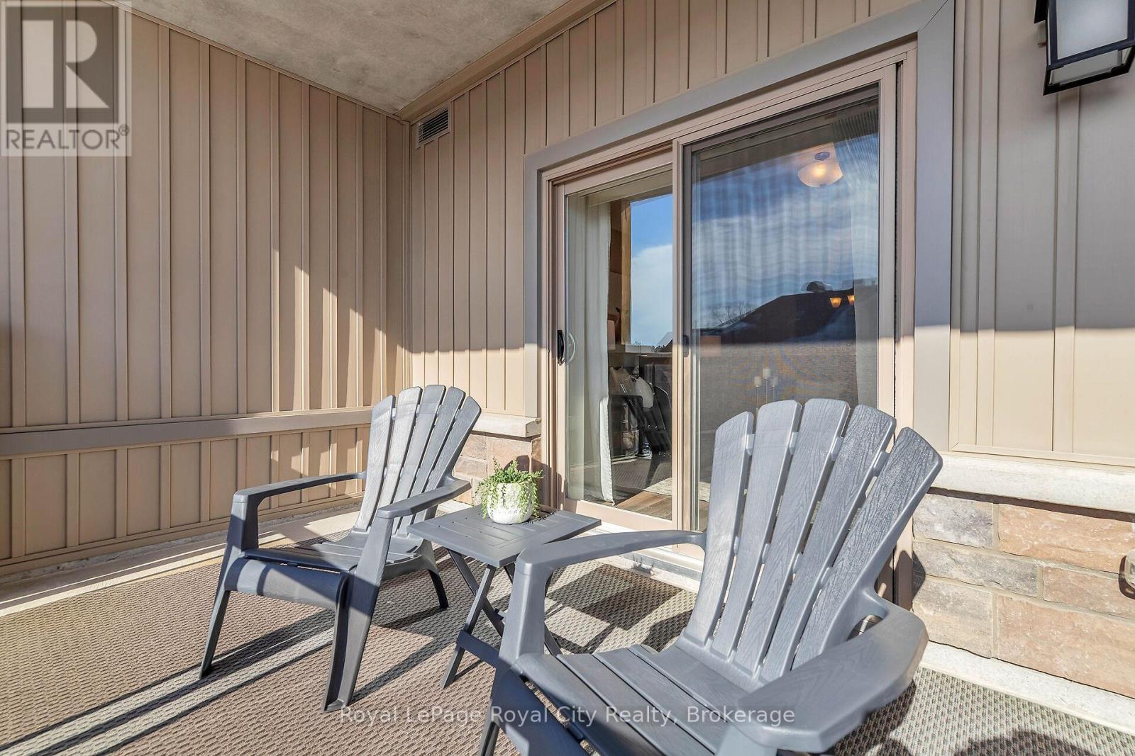 












204 - 23 STUMPF STREET

,
Centre Wellington (Elora/Salem),




Ontario
N0B1S0

