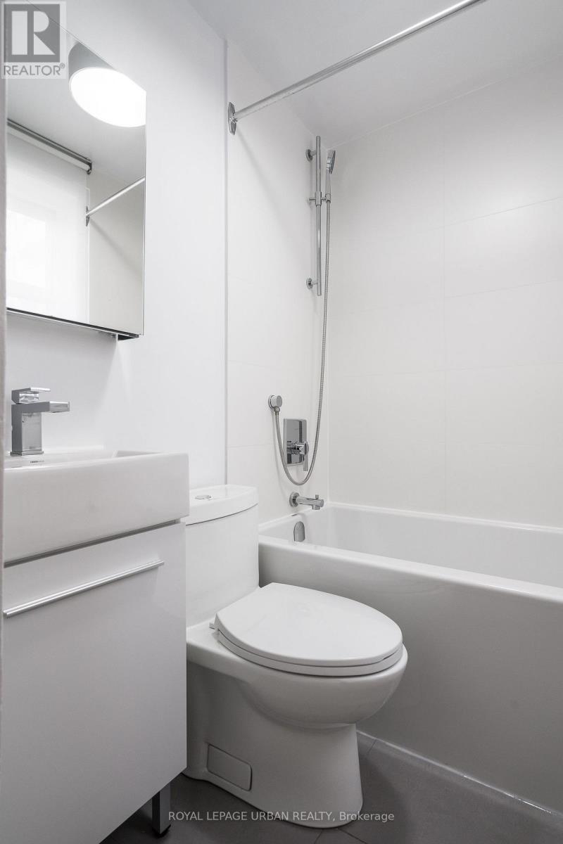 












212 - 50 GLOUCESTER STREET

,
Toronto,




Ontario
M4Y1L5

