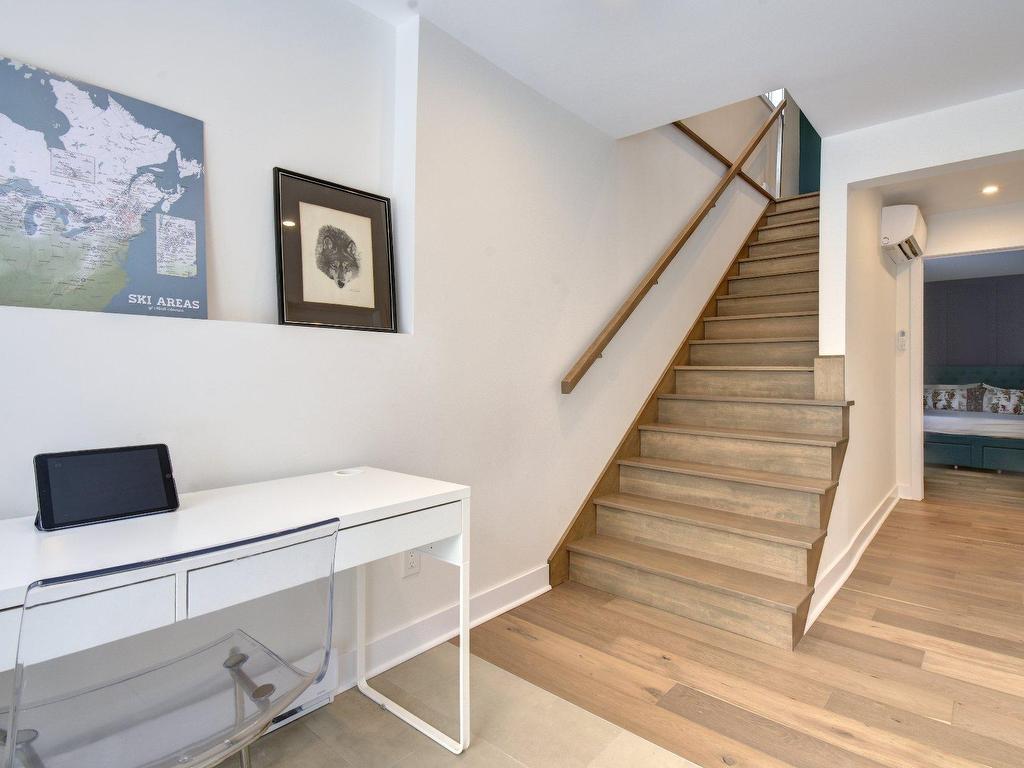 









80


Ch. des Magnolias

,
Mont-Tremblant,




QC
J8E2J8

