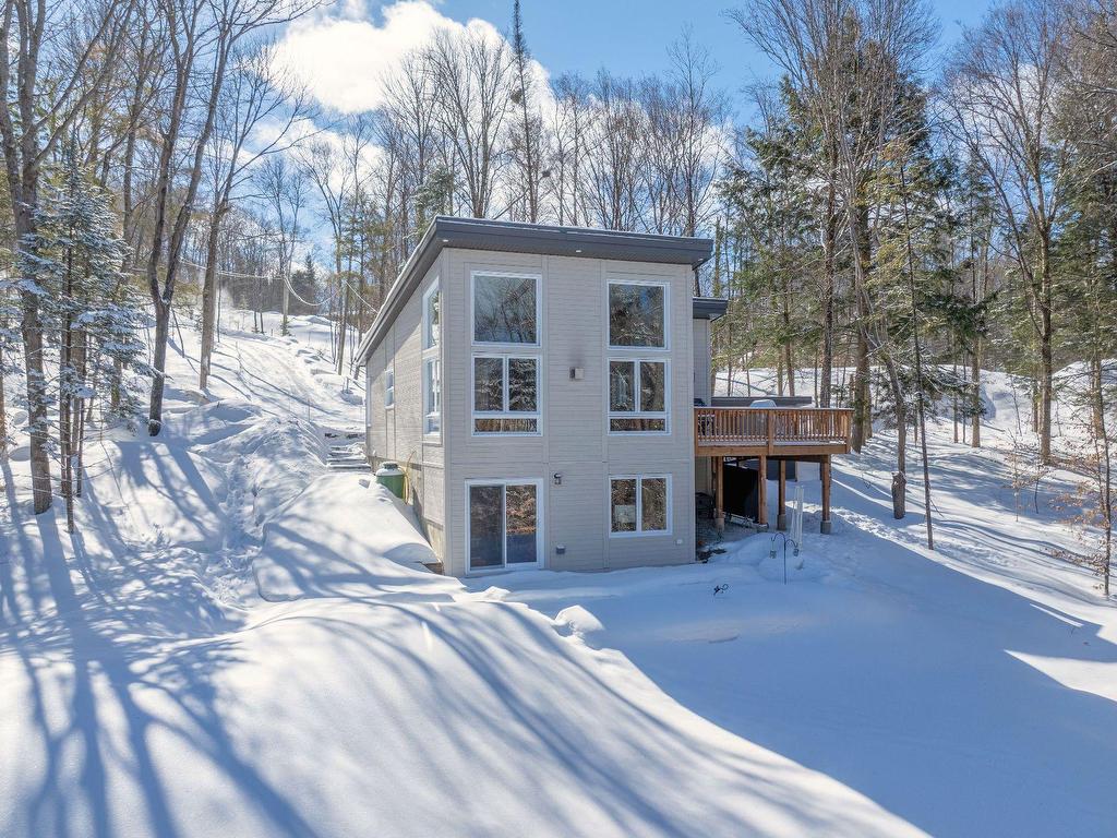 









80


Ch. des Magnolias

,
Mont-Tremblant,




QC
J8E2J8

