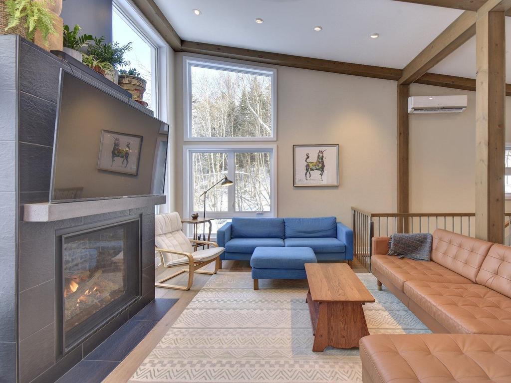 









80


Ch. des Magnolias

,
Mont-Tremblant,




QC
J8E2J8

