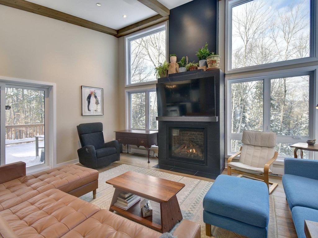 









80


Ch. des Magnolias

,
Mont-Tremblant,




QC
J8E2J8

