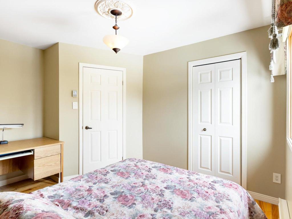 









5250


Rue de Cherbourg

,
Trois-Rivières,




QC
G8Y6R3

