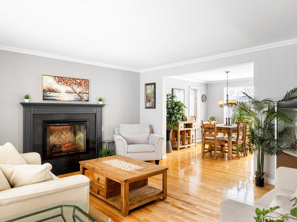 









5250


Rue de Cherbourg

,
Trois-Rivières,




QC
G8Y6R3

