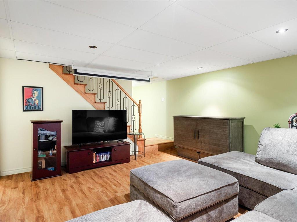 









5250


Rue de Cherbourg

,
Trois-Rivières,




QC
G8Y6R3

