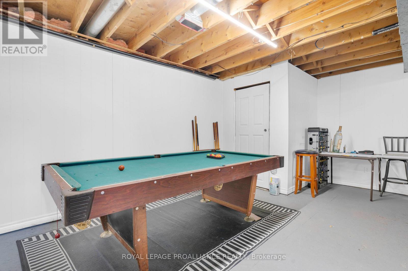 












27 THURLOW QUEEN STREET

,
Belleville (Thurlow Ward),




Ontario
K0K2V0

