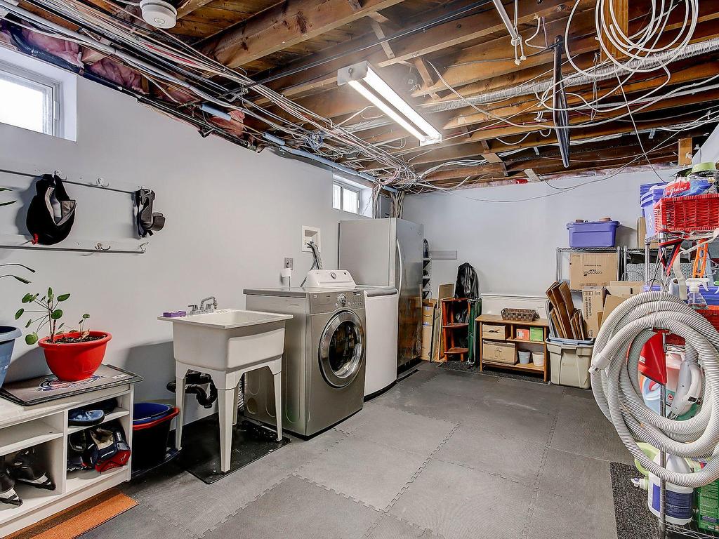 









1291


Rue de Carillon

,
Saint-Bruno-de-Montarville,




QC
J3V3G1

