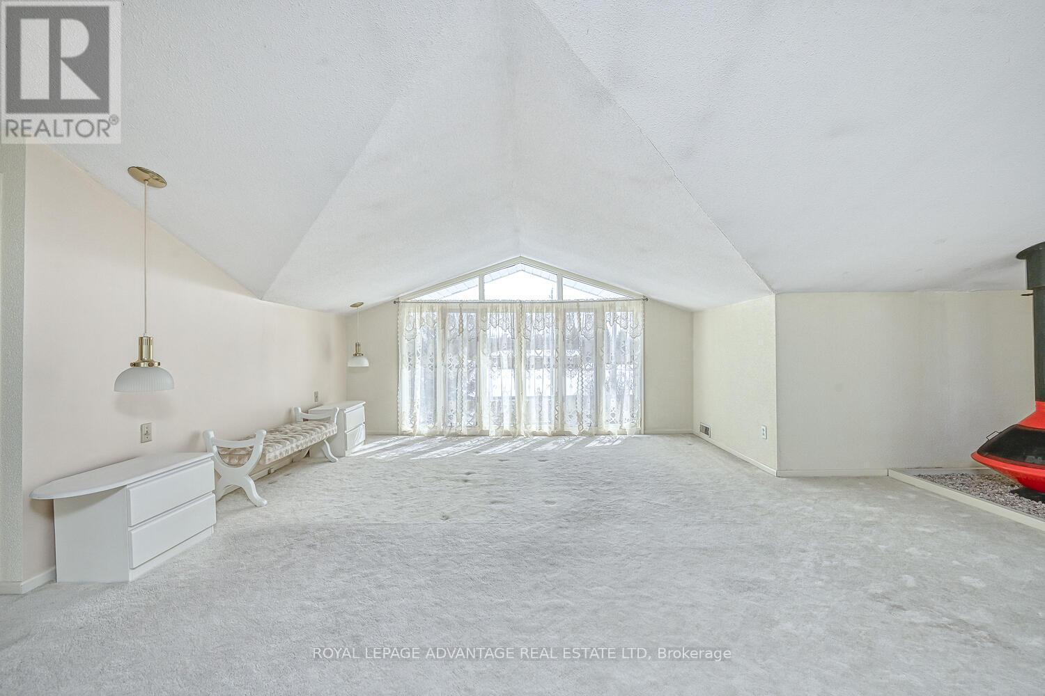 












650 CHRISTIE LAKE ROAD

,
Tay Valley,




Ontario
K7H3C6

