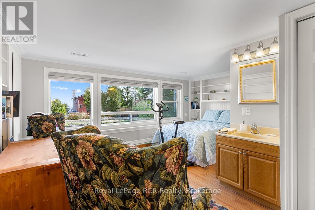 












177 ISTHMUS BAY ROAD

,
Northern Bruce Peninsula,




Ontario
N0H1W0

