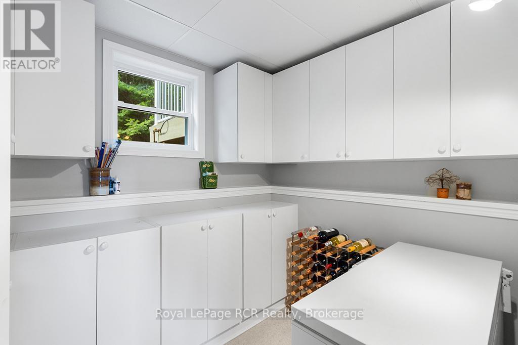 












177 ISTHMUS BAY ROAD

,
Northern Bruce Peninsula,




Ontario
N0H1W0

