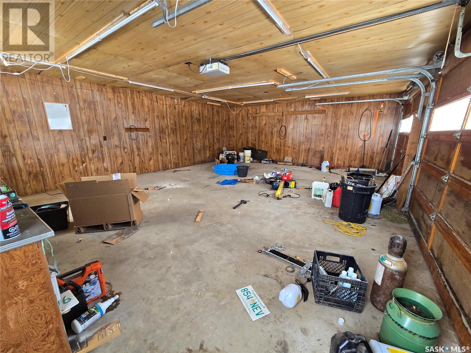 












33 4th AVENUE E

,
Central Butte,




Saskatchewan
S0H0A1

