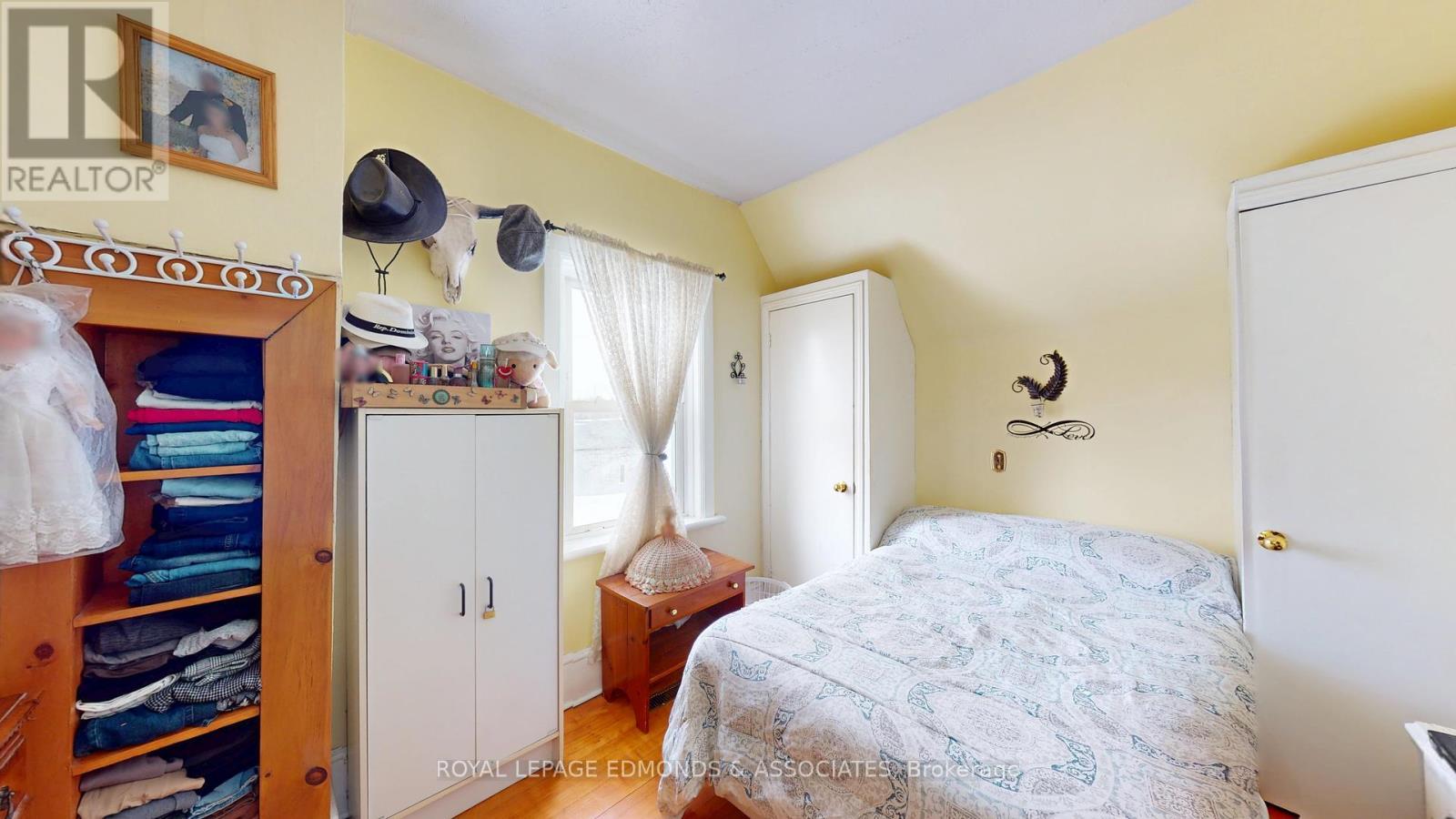 












315 BEACHBURG ROAD

,
Whitewater Region,







Ontario
K0J1K0

