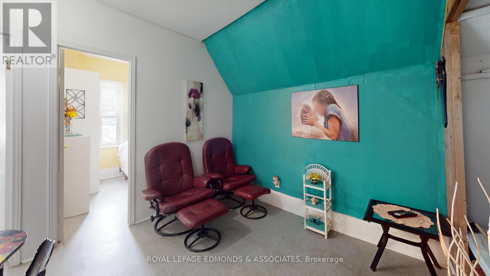 












315 BEACHBURG ROAD

,
Whitewater Region,







Ontario
K0J1K0

