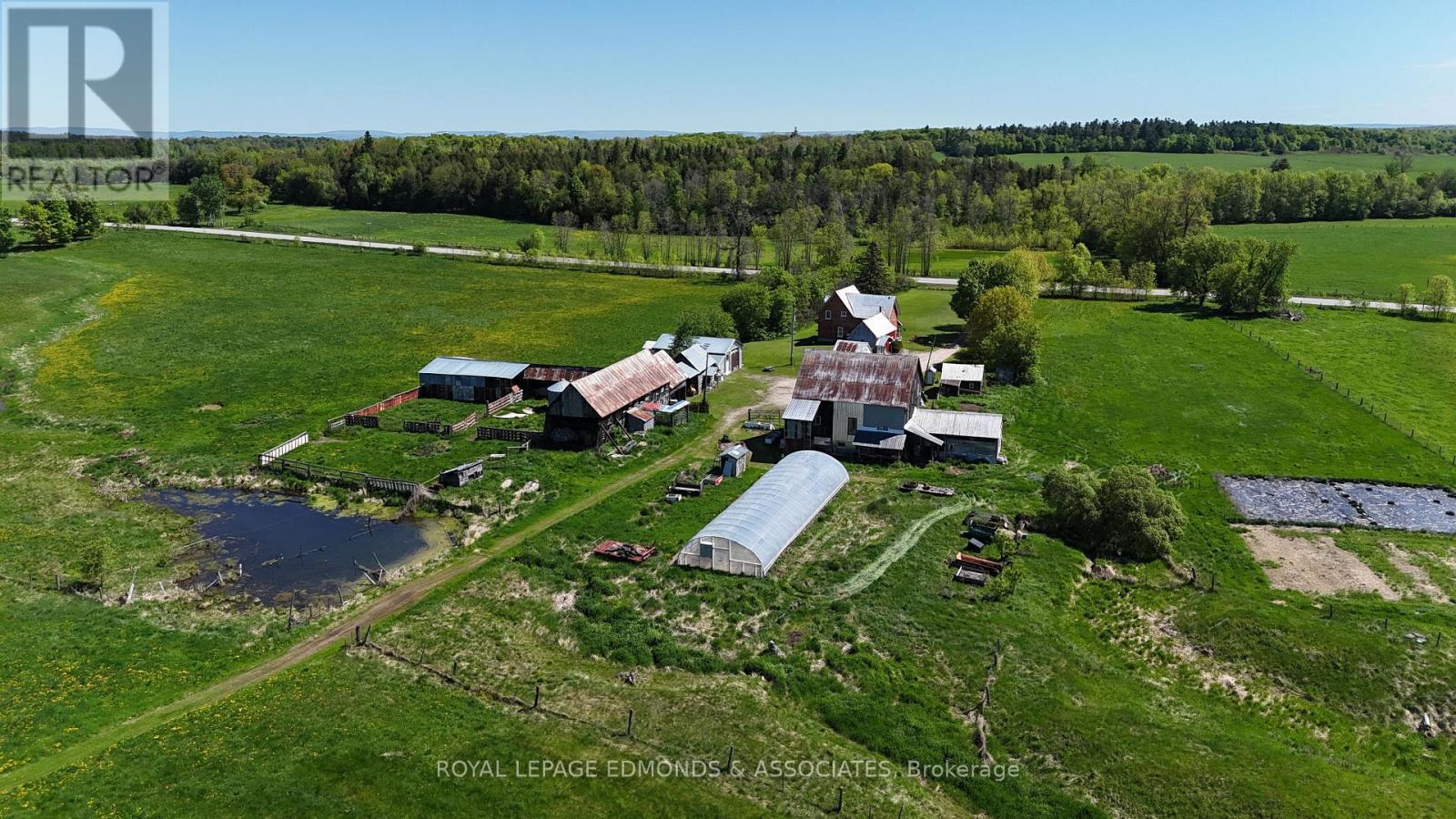 












315 BEACHBURG ROAD

,
Whitewater Region,







Ontario
K0J1K0

