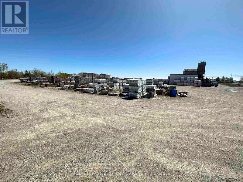












332407 HIGHWAY 11 N

,
Armstrong (Earlton),




Ontario
P0J1E0

