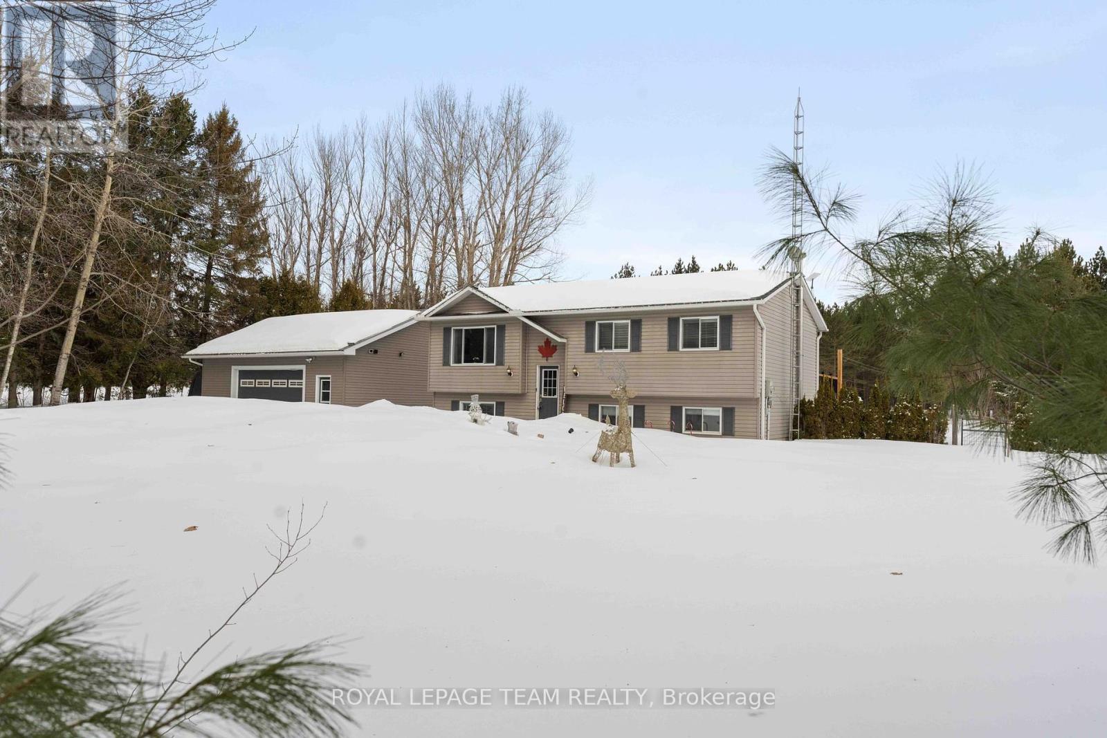 












2304 EADY ROAD

,
Horton,




Ontario
K7V3Z8

