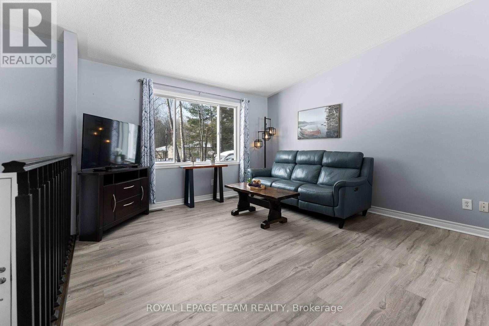 












2304 EADY ROAD

,
Horton,




Ontario
K7V3Z8

