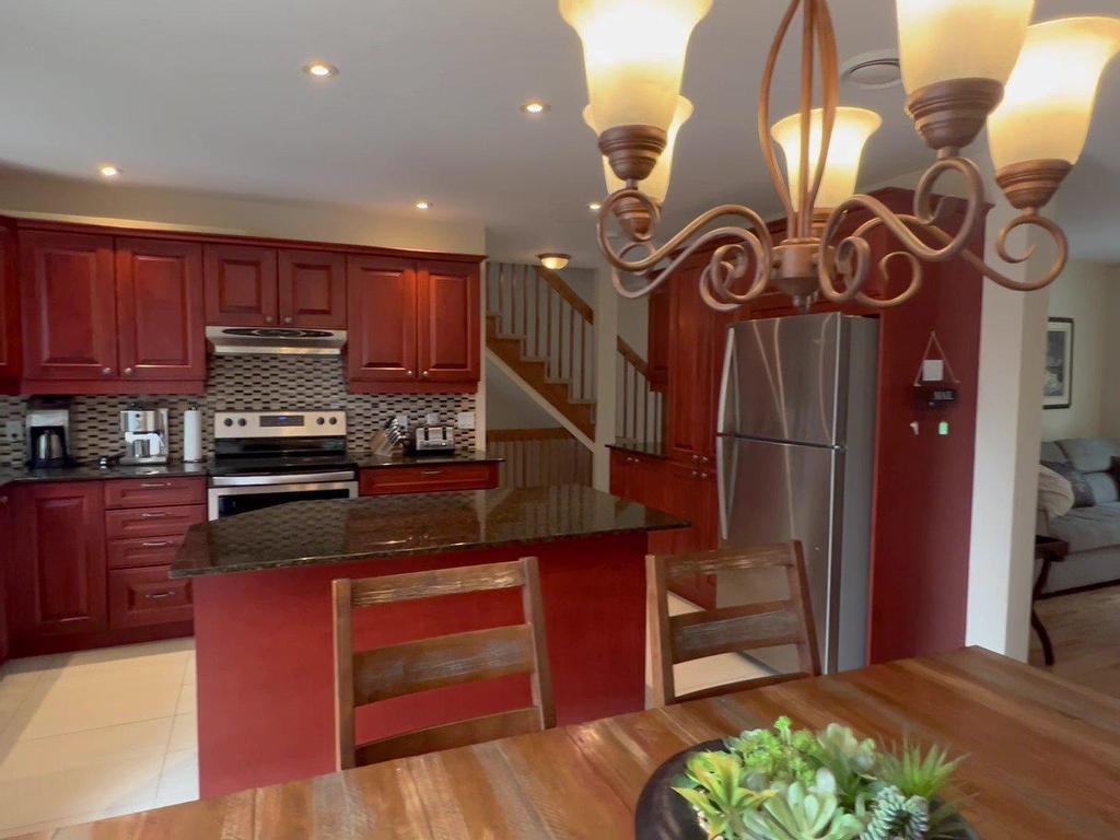 









124


Ch. du Boisé-Ryan

,
Mont-Tremblant,




QC
J8E1S2

